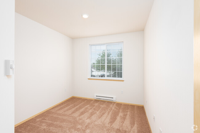 2BD, 2BA - 950SF