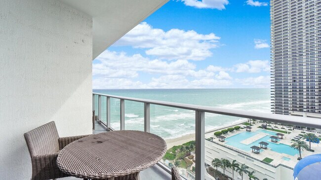 3101 E Hallandale Beach Blvd unit FL18-ID1049812P, Hallandale Beach, FL 33009 - photo 3