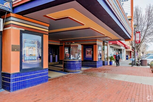 The West Side Theatre is located in Newman, CA.