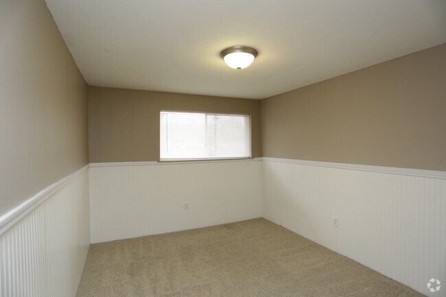 University Gardens - 910 Garden Way, Manhattan, KS 66502 - photo 7