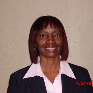 Earleen Lewis