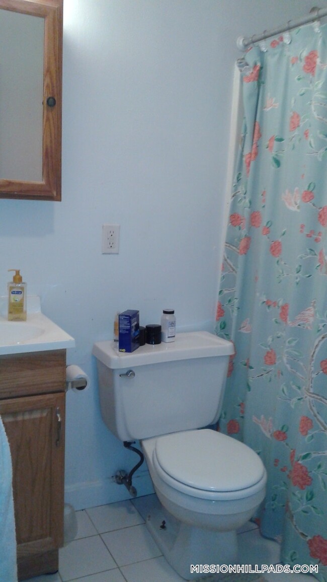 63 S Huntington Ave Unit 3, Boston, MA 02130