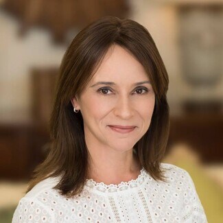 Larisa Desplats