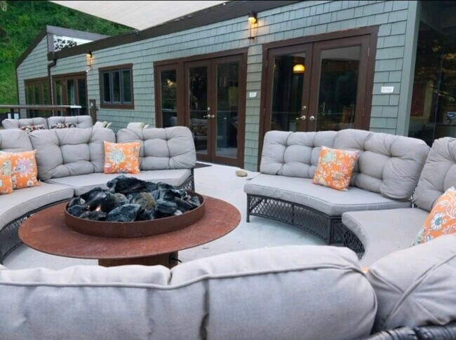 29090 Robinson Cyn Rd, Carmel-By-the-sea, CA 93923 - photo 6