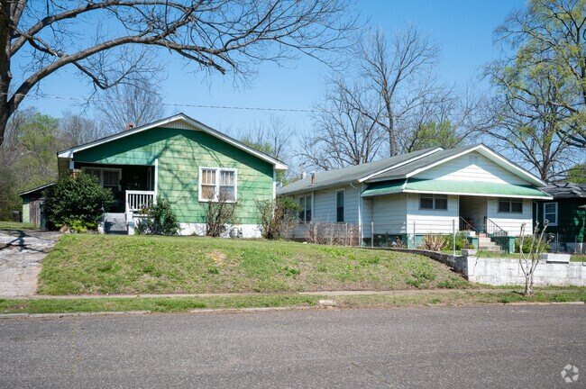 Take a walk on the sidewalk of this charming Roosevelt street.