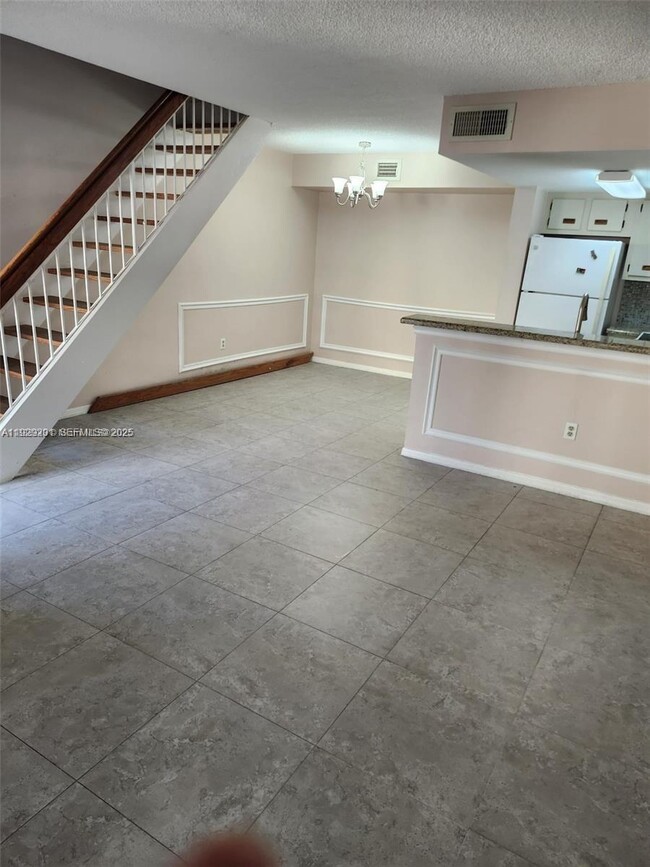 665 NW 85th Place Unit 10-212, Miami, FL 33126