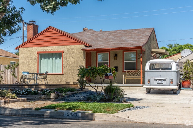 Modernized cottage homes in West Plaza blend timeless charm with modern style.