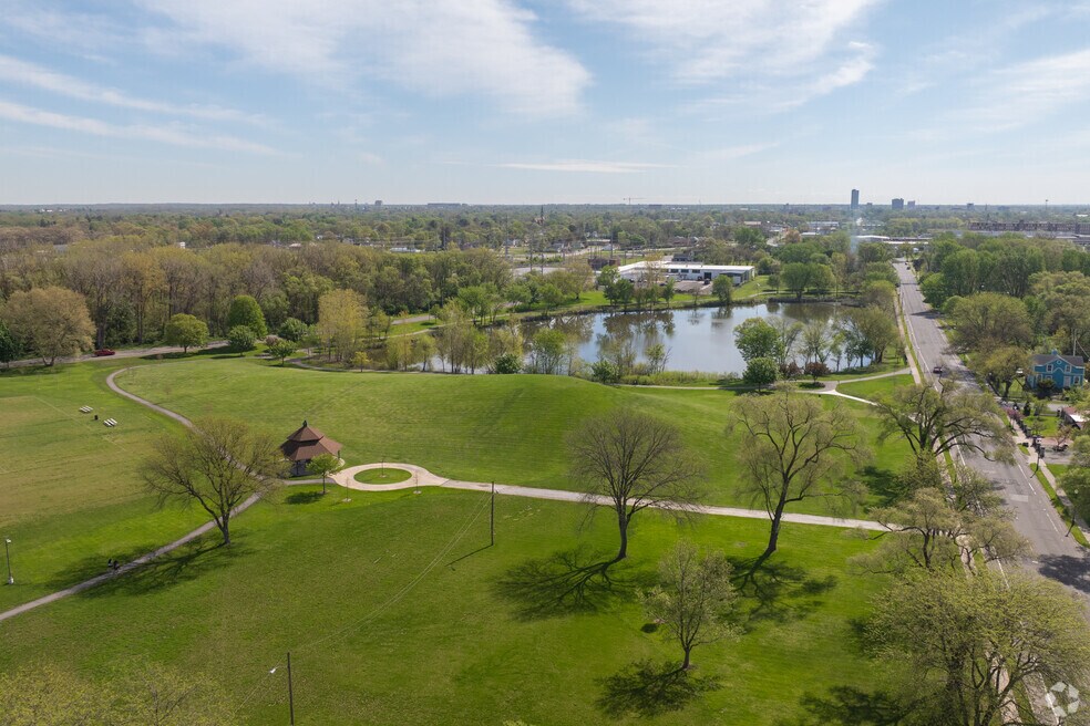 NH_LaSallePark_553084_P2_051525_FB_v1