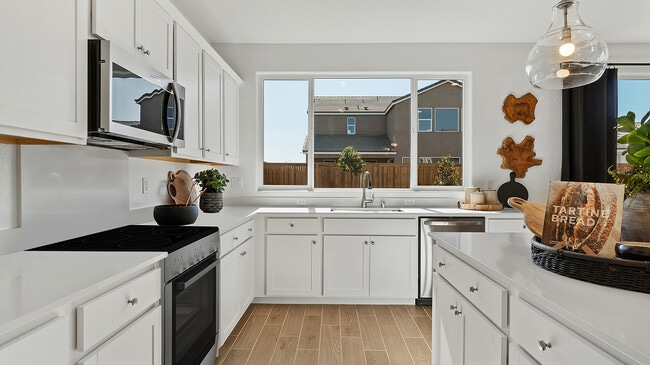 4002 Sagebrush Rd, Madera, CA 93636 - photo 3