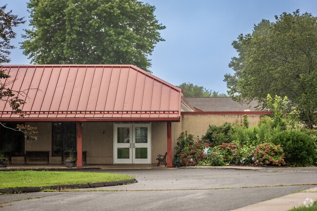 The Independent Day School is located in Middlefield, CT.