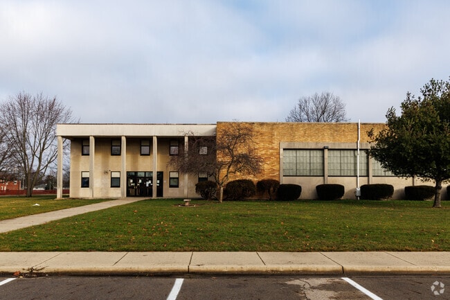 Baker Middle School is located in Fairborn, Ohio.