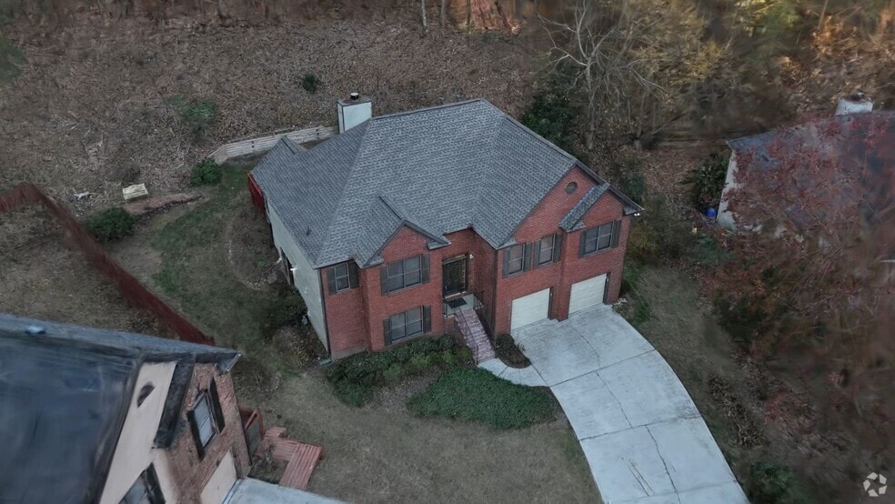 655 Golden Meadows Ln, Suwanee, GA 30024 - photo 2