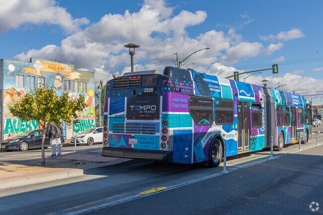 The newly renovated Tempo Bus Line runs straight through the Melrose neighborhood.