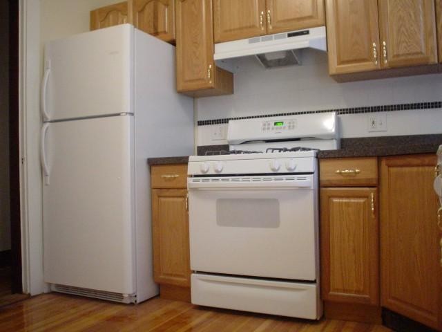 35 Long Ave unit 2, Allston, MA 02134 - photo 1