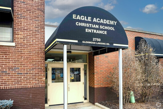 The courses at Eagle Academy Christian School encourage critical thinking and creativity.