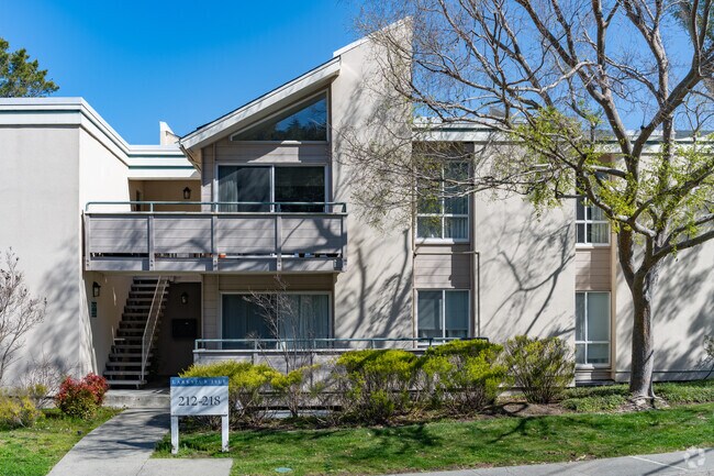 Creekside offers many condominium dwellings with amenities that unite the community.