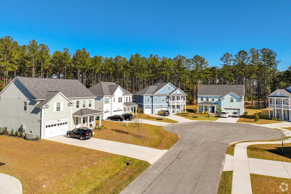 About Cordesville Schools, Demographics, Things to Do