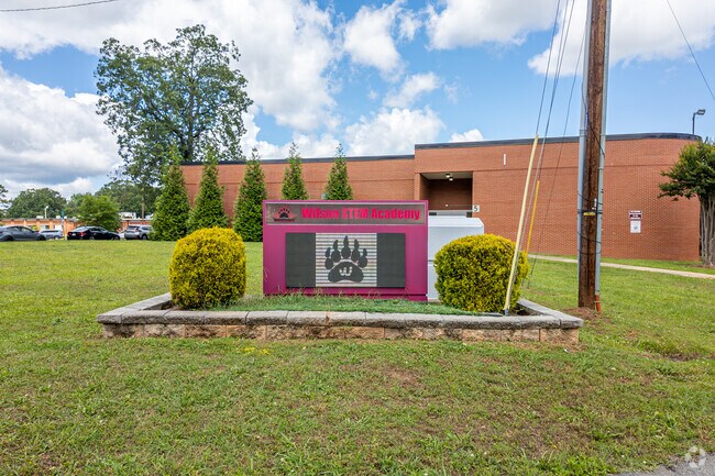 Wilson STEM Academy prepares 6-8 grade Lakewood students for high school.