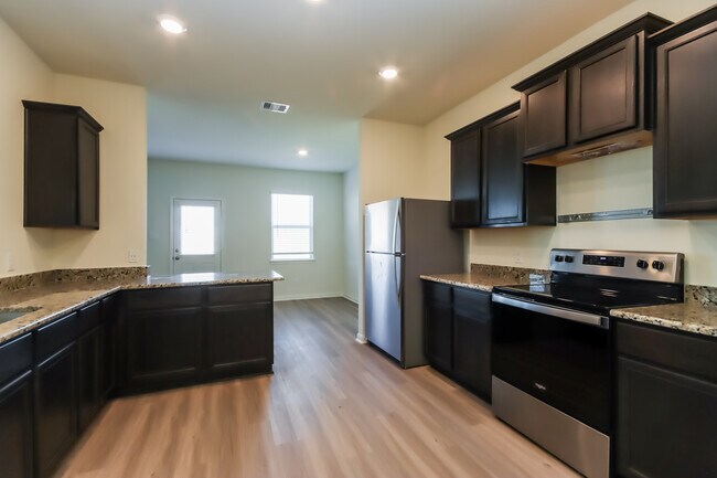 5819 Littoral Rd, Cove, TX 77523 - photo 5