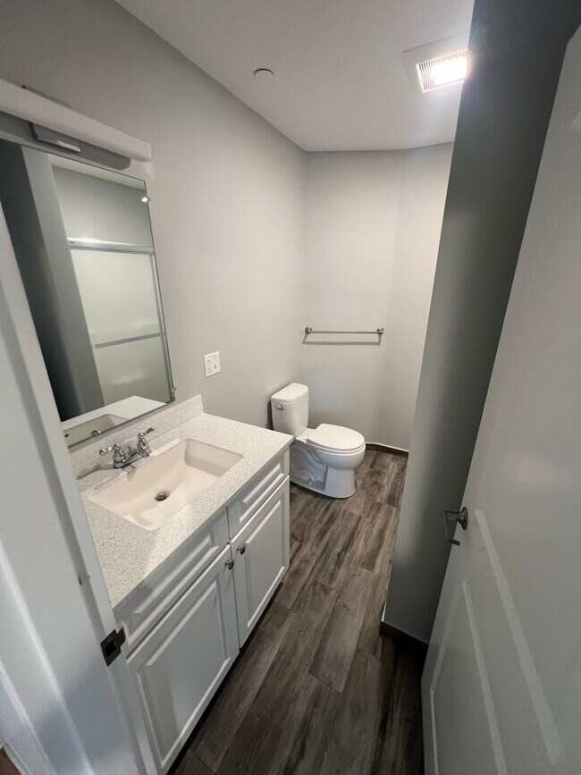 12 Florence St unit 413, Malden, MA 02148 - photo 5