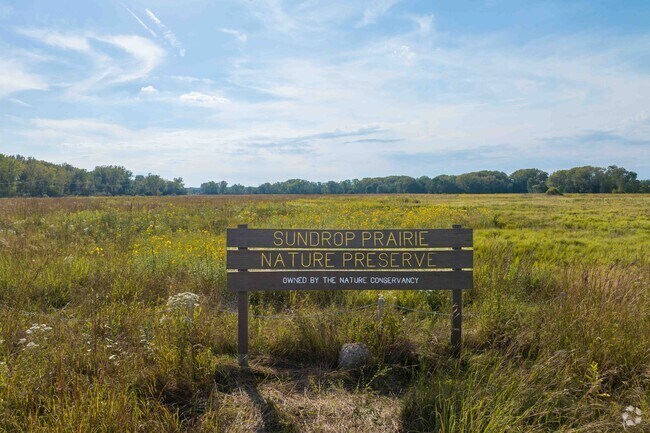 Sundrop Prairie Nature Preserve in Country Aire is 1 of 5 Nature Preserves in south Cook County.