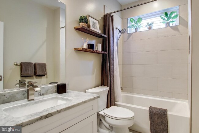 1636 Trinidad Ave NE unit 2, Washington, DC 20002 - photo 7