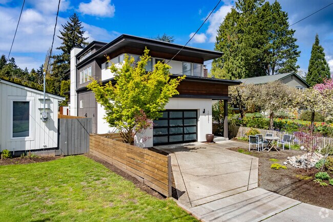 Modern homes are peppered in between all types of styles in Lake City.