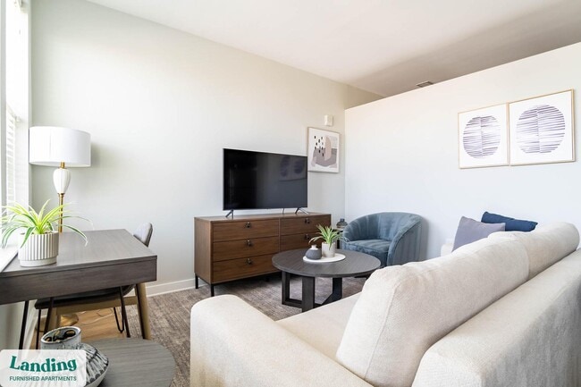 545 Foster St unit 431, Durham, NC 27701 - photo 2