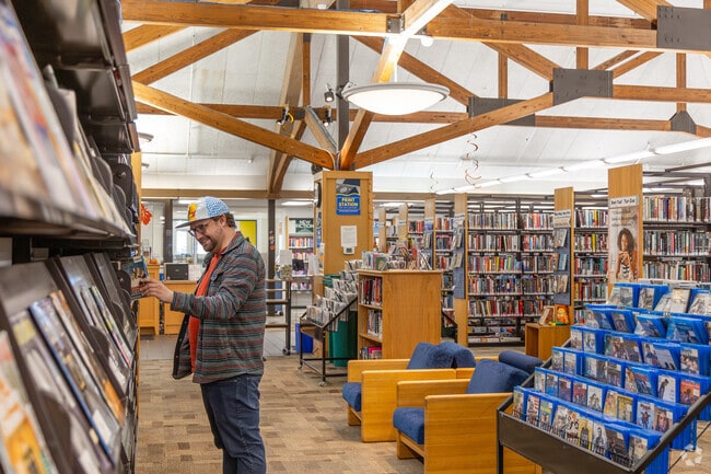 Hampton Library provides books and community programs year-round.