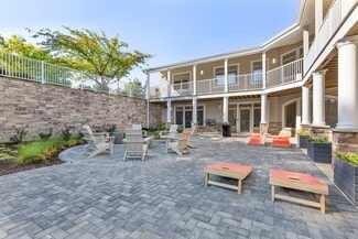 6617 Bonnie Ridge Dr, Baltimore, MD 21209