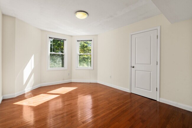 93 Kilsyth Rd unit 3, Brighton, MA 02135 - photo 4