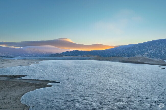 Lake Isabella nestled into the mountains at sunset.