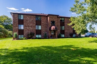5724 Glendale Dr, Lockport, NY 14094