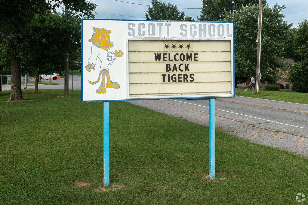 Scott Elementary School is a highly rated, public school located in EVANSVILLE, IN.