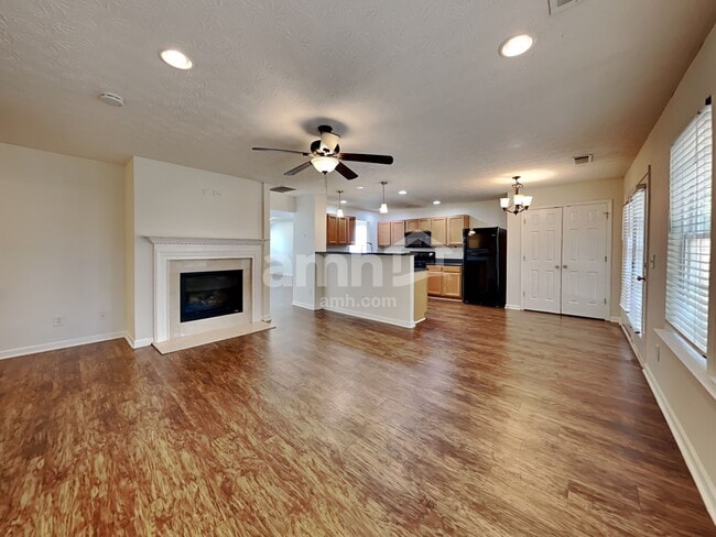 307 Meadows Ln, Canton, GA 30114 - photo 5