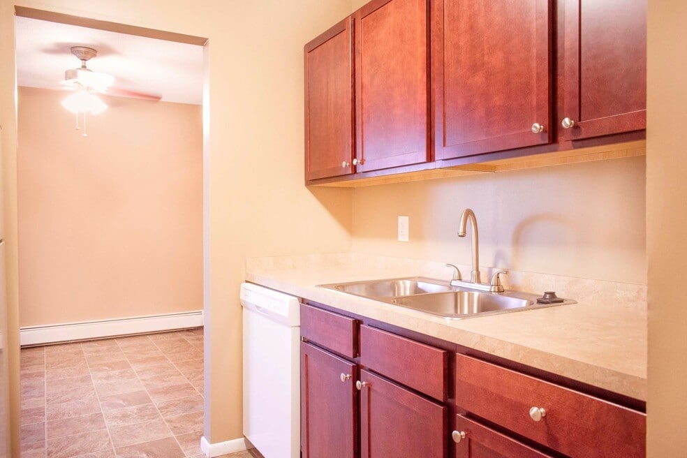 Cedar Creek Apartments