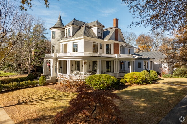 Albany features very large Victorian homes.