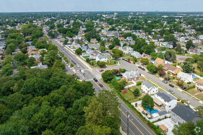 Uniondale is a lively commercial hub of East Garden City.