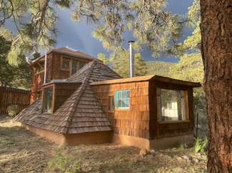 267 Gallina Cyn Rd, Valdez, NM 87580