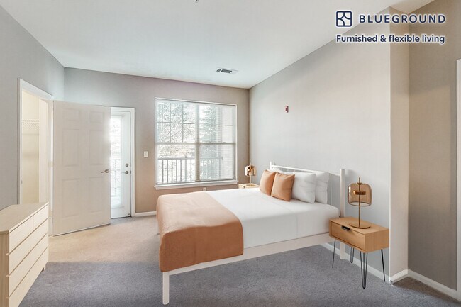 160 Boylston St unit FL1-ID5312A, Chestnut Hill, MA 02467 - photo 7