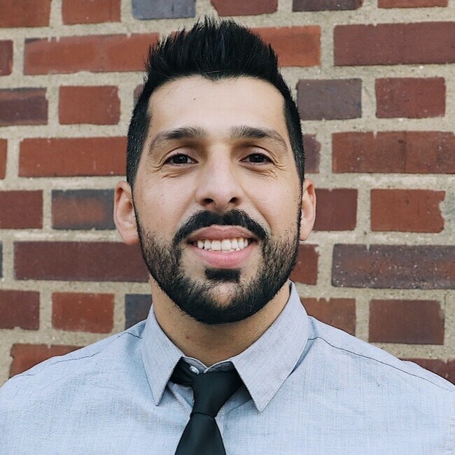 Agent Photo
