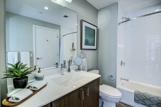 5 Fan unit Blvd 514, Boston, MA 02210 - photo 7