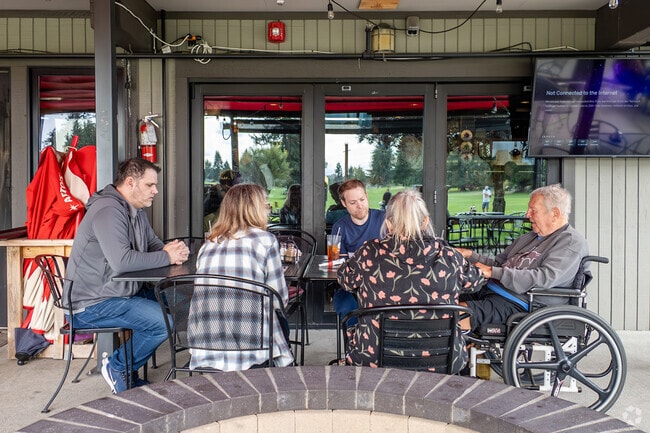 Nearby, Firecreek Ale House serves delicious beers on tap and a broad selection of food.