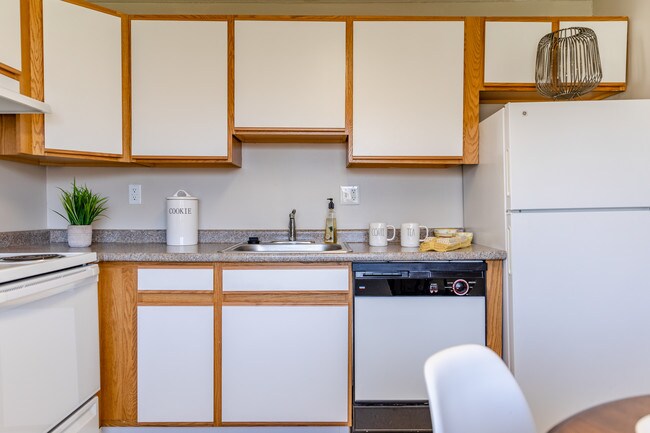 Princeton Reserve, Dracut, MA 01826 - photo 6