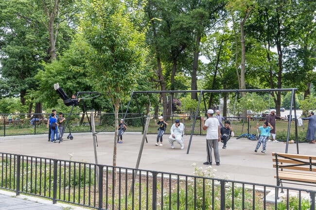 Cunningham Park was inaugurated in 1936.