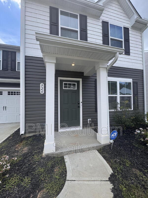 926 Shakespeare Dr, Woodruff, SC 29388