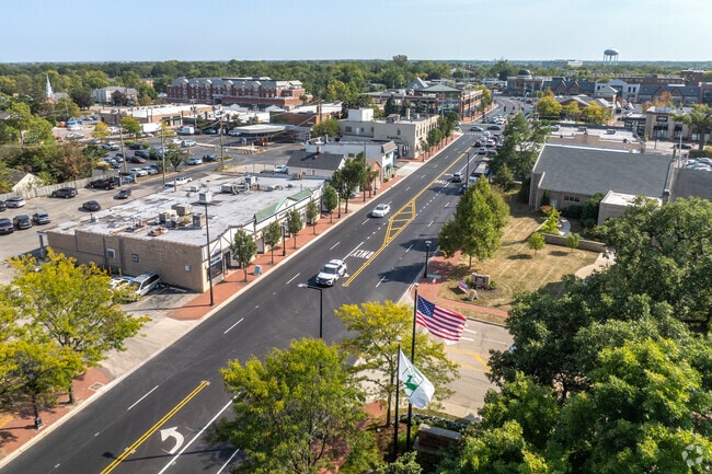 Ifre looking for an upscale home with walkability to local amenities, consider Woodland.
