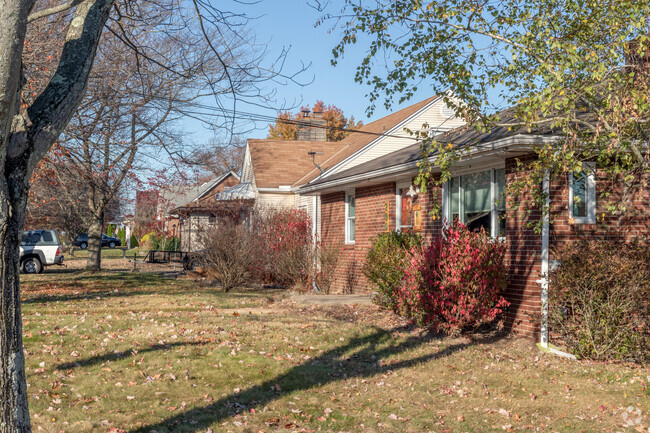 Mature plantings are a nice feature of the Weircrest neighborhood.