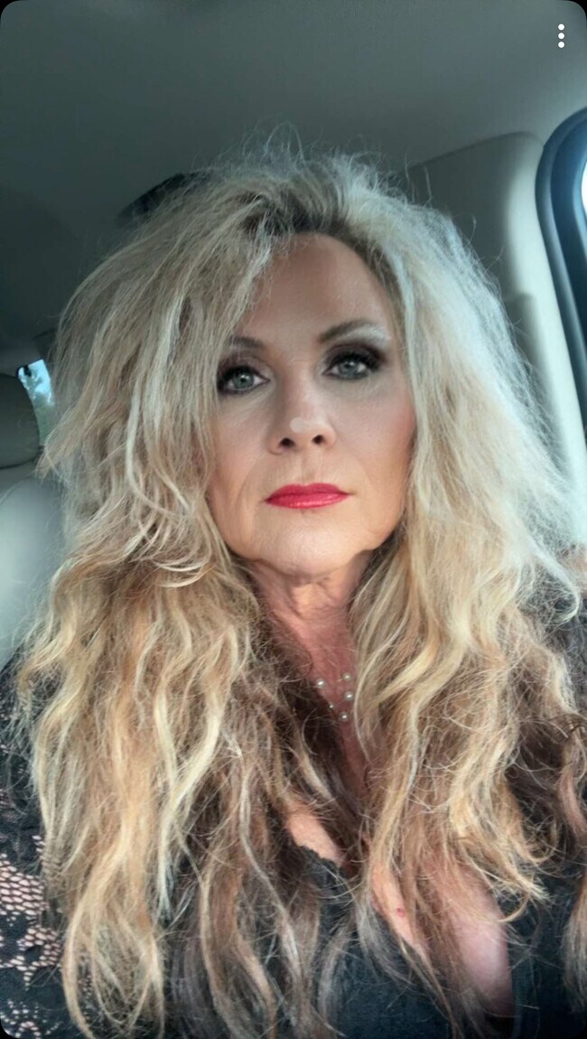 Alecia Manning