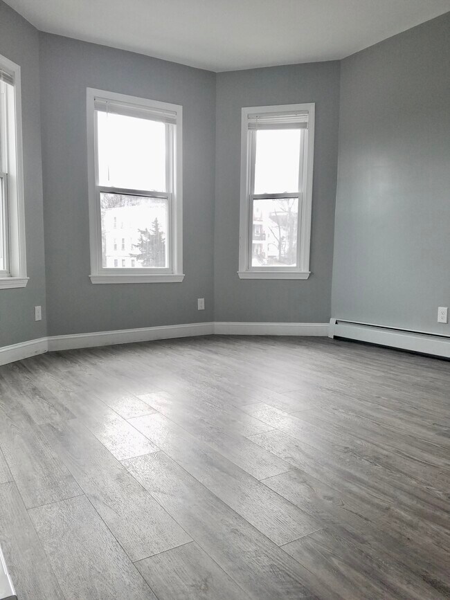 424 Bowdoin St unit 1, Dorchester, MA 02122 - photo 5